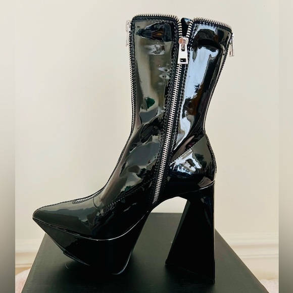 ❤️‍🔥HP!💋Future Trippin’ Ankle Boots Dolls Kill Poster Girl Angular Flare Heel - Picture 4 of 16